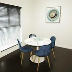 Dtla Tower Suites